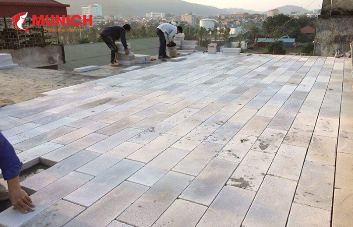 Lát gạch chống nóng cho nhà