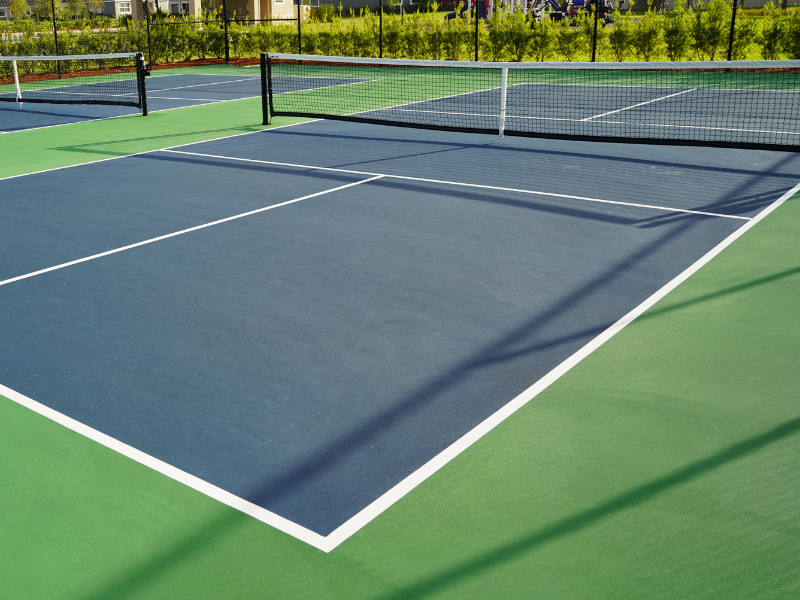 don-vi-thi-cong-san-tennis-tinh-phu-quy