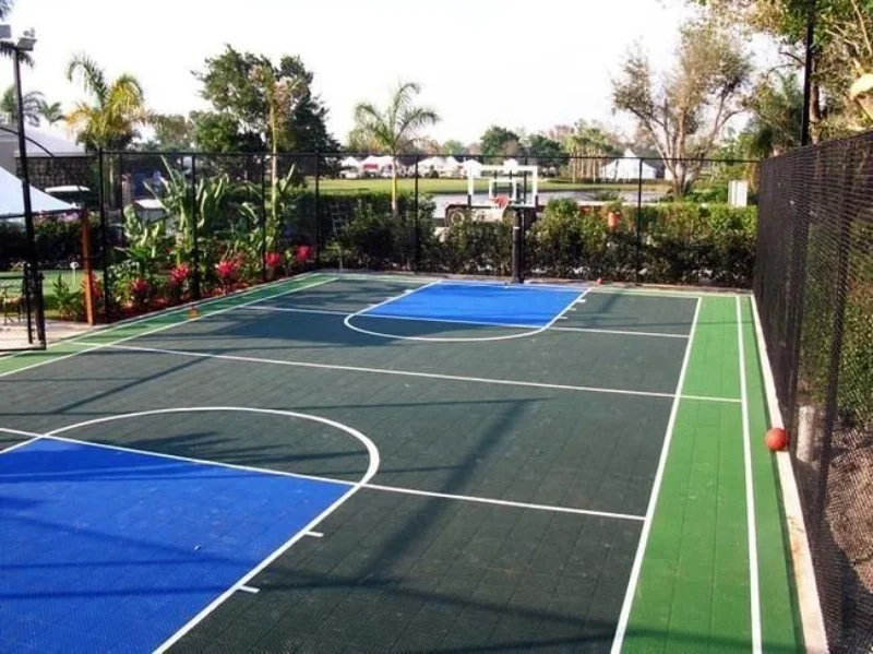 thi-cong-san-bong-ro