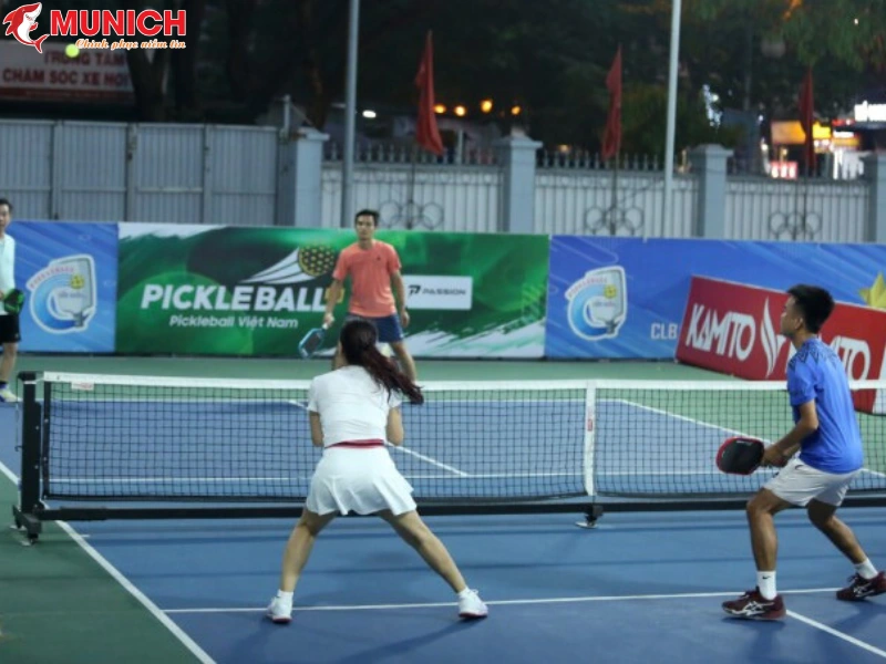 chi-phi-lam-san-pickleball