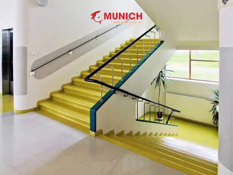 son-epoxy-bac-cau-thang