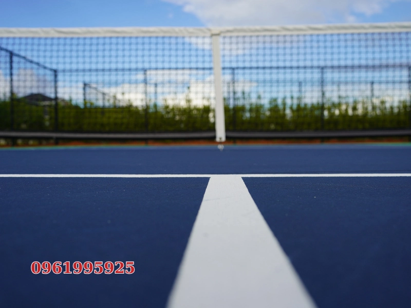 bao-duong-san-the-thao-mua-nom-am