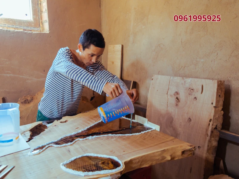 huong-dan-do-keo-epoxy