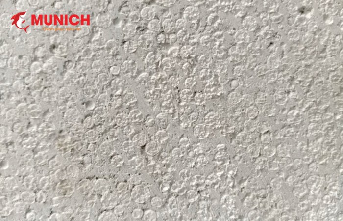 Mặt sàn không nên thi công sơn epoxy - Mặt sàn thô