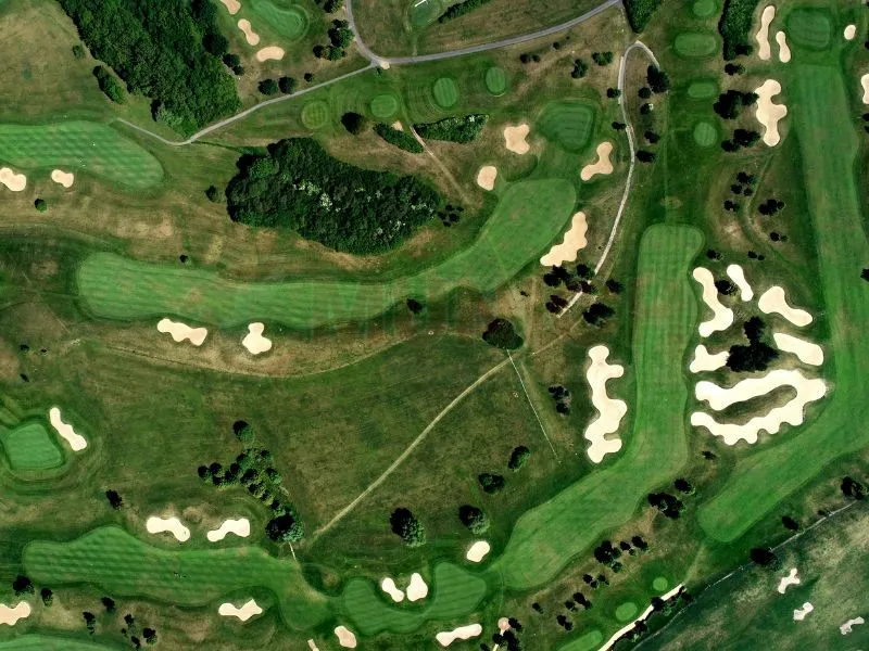 thi-cong-san-golf